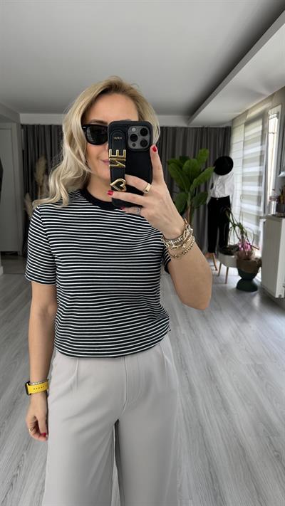 ORJİNAL MARKA BEYAZ ÇİZGİLİ LACİVERT TİŞÖRT