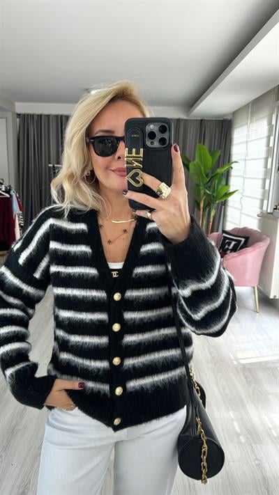 Orjinal Marka Beyaz Çizgili Siyah Triko