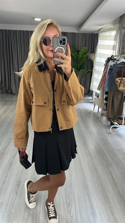 Orjinal Marka Kadife Yaka Camel Ceket