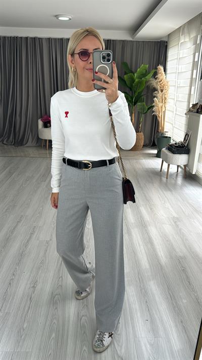 Orjinal Marka, Kırmızı Kalp Nakışlı, Ekru Tişört