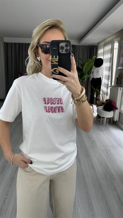 ORJİNAL MARKA, LOGOLU TAŞ İŞLEMELİ BEYAZ TİŞÖRT