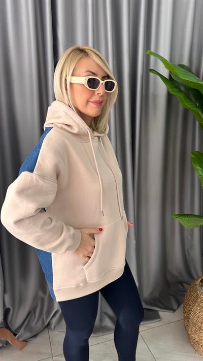 ORJİNAL MODEL ARKASI JEAN DETAYLI  ŞARDONLU BEJ SWEATSHİRT