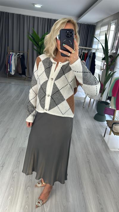 ORJİNAL MODEL BAKLAVA DESENLİ TRİKO HIRKA