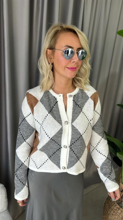 ORJİNAL MODEL BAKLAVA DESENLİ TRİKO HIRKA