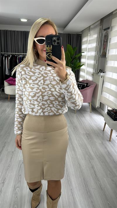 Orjinal Model Camel Beyaz Leopar Desen Triko