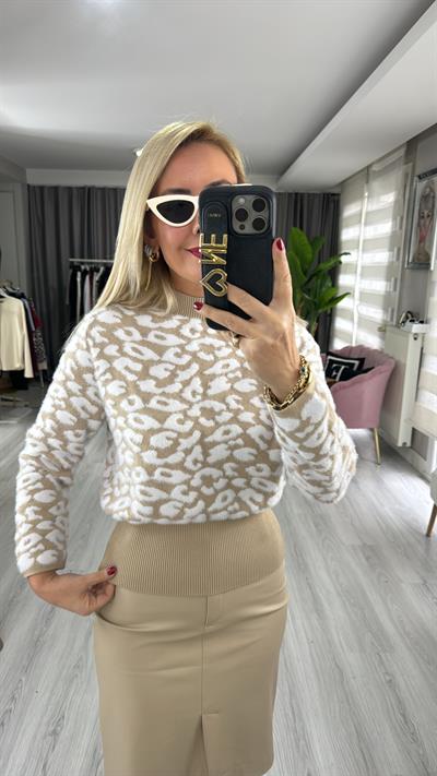 Orjinal Model Camel Beyaz Leopar Desen Triko