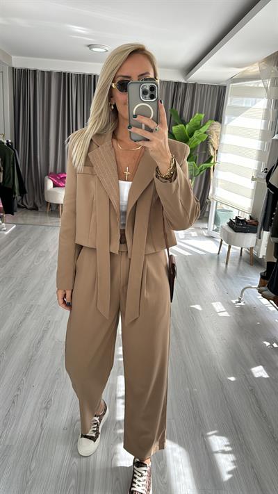 Orjinal Model Camel Crop Ceket Mix Pantolon Takım