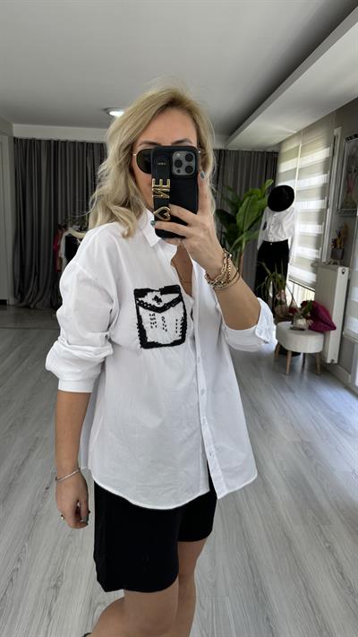 ORJİNAL MODEL CEP İŞLEMELİ BEYAZ POPLİN GÖMLEK