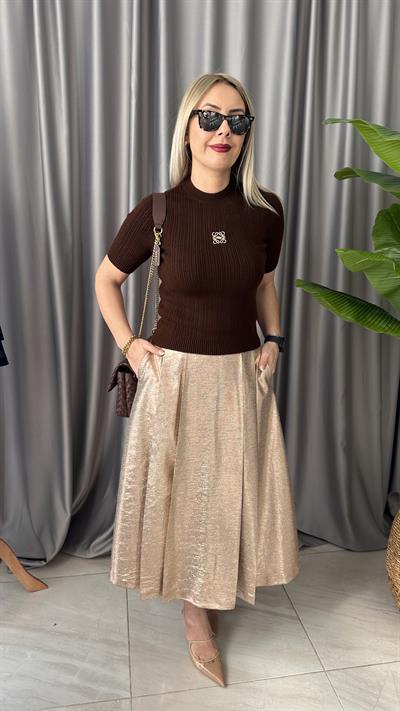 ORJİNAL MODEL GOLD BROŞ DETAYLI ACI KAHVE TRİKO