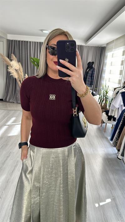 ORJİNAL MODEL GOLD BROŞ DETAYLI BORDO TRİKO