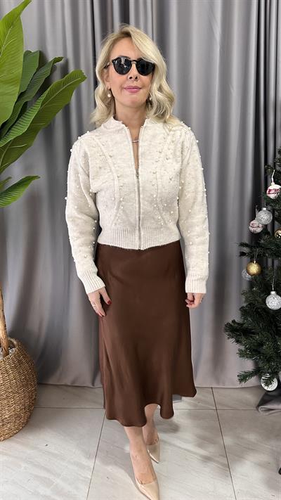 ORJİNAL MODEL İNCİLİ EKRU TRİKO CEKET