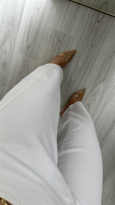 ORJİNAL MODEL LİKRALI BİNİCİ MODEL BEYAZ JEAN PANTOLON