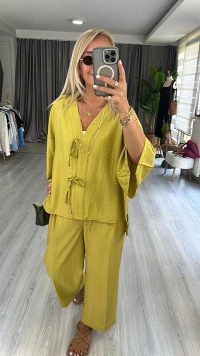 ORJİNAL MODEL ÖNDEN BAĞCIKLI YAĞ YEŞİLİ TAKIM