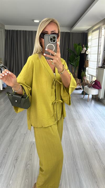 ORJİNAL MODEL ÖNDEN BAĞCIKLI YAĞ YEŞİLİ TAKIM