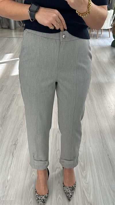 ORJİNAL MODEL, PAÇASI DÜĞMELİ, BELİ LASTİKLİ GRİ PANTOLON