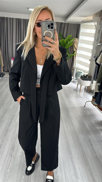 Orjinal Model Siyah Crop Ceket Mix Pantolon Takım