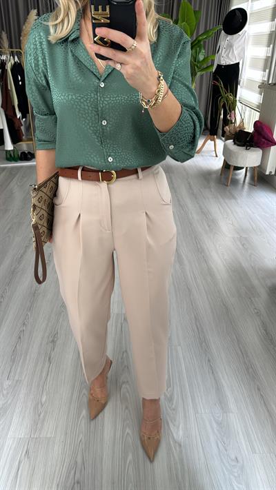 ORJİNAL MODEL TABA KEMERLİ  TAŞ RENGİ  LİKRALI KREP PANTOLON