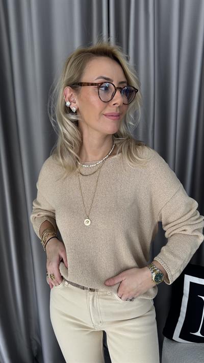 Oval Yaka Yumuşak Dokulu Bej Triko