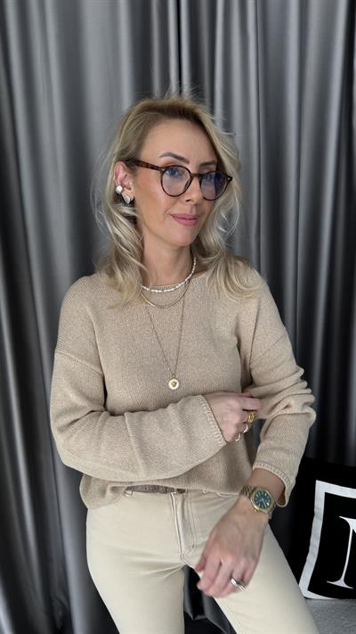 Oval Yaka Yumuşak Dokulu Bej Triko