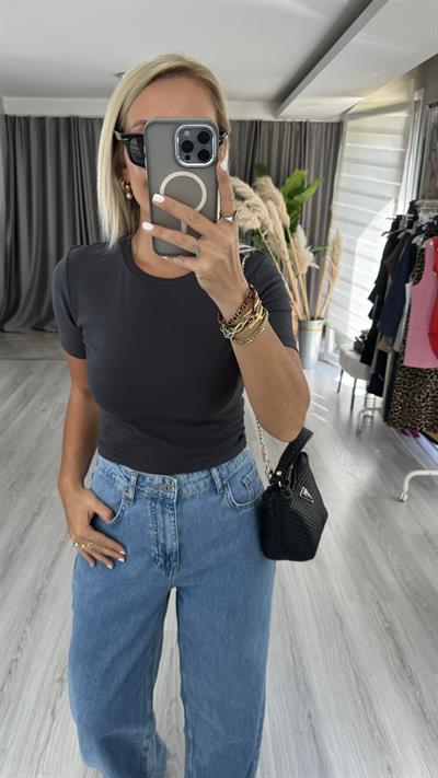 Pamuklu Antrasit Crop Tişört