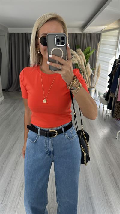 Pamuklu Kırmızı Crop Tişört