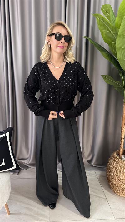 PARLAK TAŞLI SİYAH TRİKO HIRKA