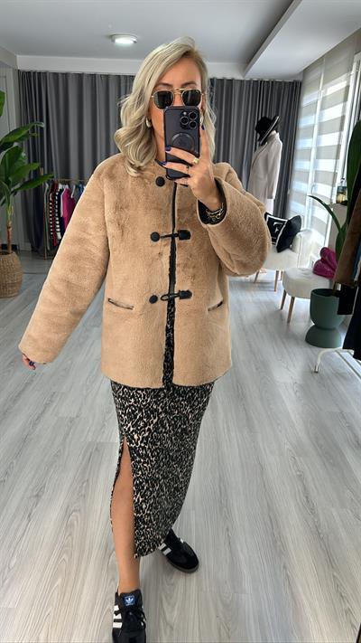 PEMİUM SERİ, DIŞI YUMUŞACIK, İÇİ KOMPLE DERİ BEJ KABAN