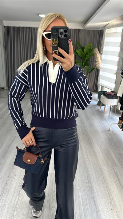 Polo Yaka, Beyaz Çizgili, Lacivert Triko 