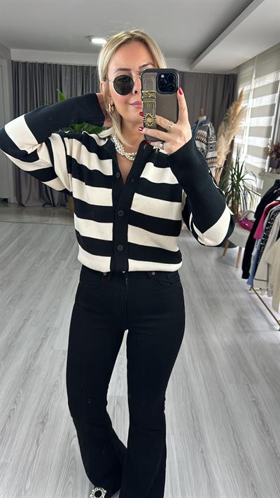 POLO YAKA ÇİZGİLİ TRİKO HIRKA