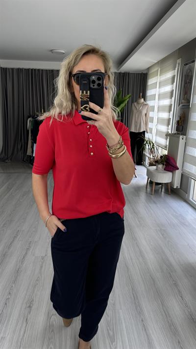 Polo Yaka Gold Düğmeli Kırmızı Triko