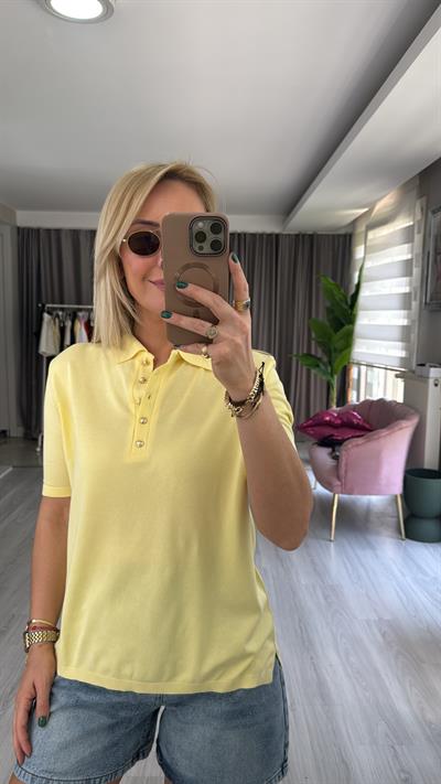 Polo Yaka Gold Düğmeli Sarı Triko