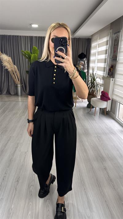 Polo Yaka Gold Düğmeli Siyah Triko