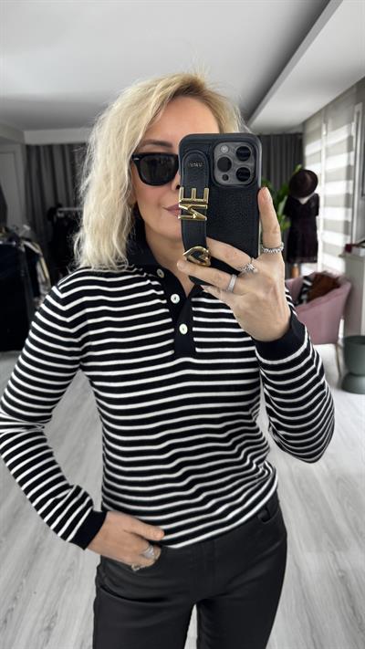 Polo Yaka Sedef Düğmeli Ekru Çizgili Siyah Triko