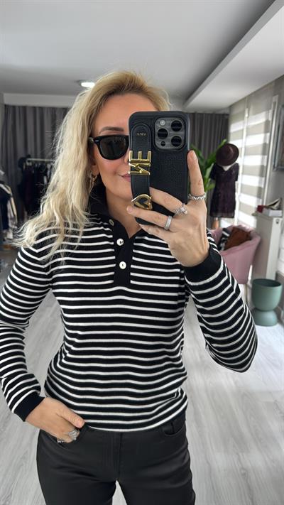 Polo Yaka Sedef Düğmeli Ekru Çizgili Siyah Triko