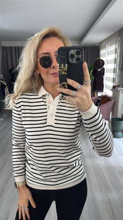 Polo Yaka Sedef Düğmeli Siyah Çizgili Ekru Triko