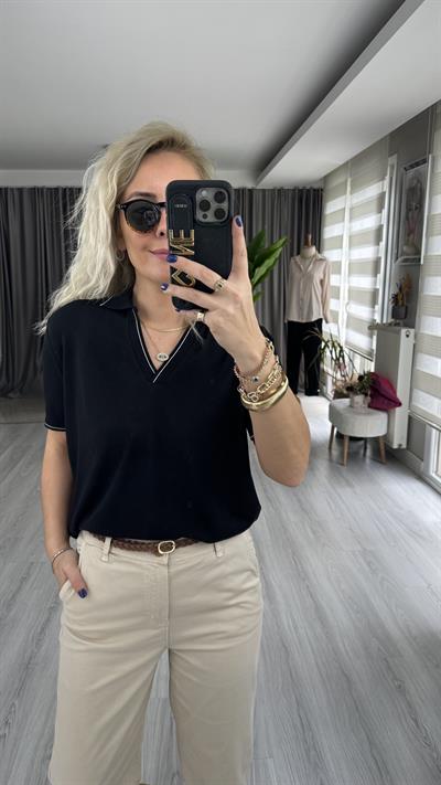 POLO YAKA, YAKASI BEYAZ ŞERİTLİ SİYAH MERSERİZE TRİKO