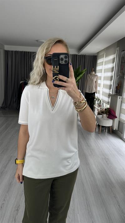 POLO YAKA, YAKASI LACİVERT ŞERİTLİ EKRU MERSERİZE TRİKO
