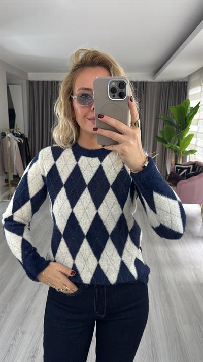 Premium Baklava Desen Lacivert Triko