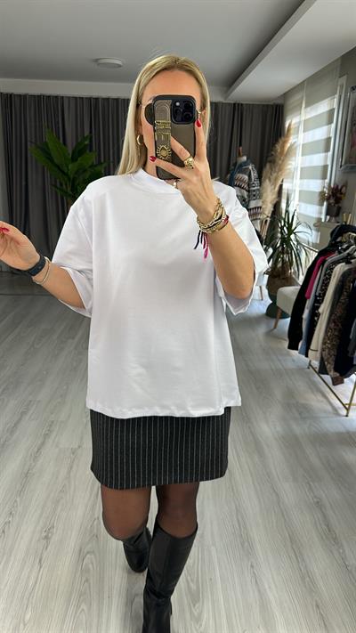 PREMİUM DOKUDA ORJİNAL MODEL BEYAZ TİŞÖRT 