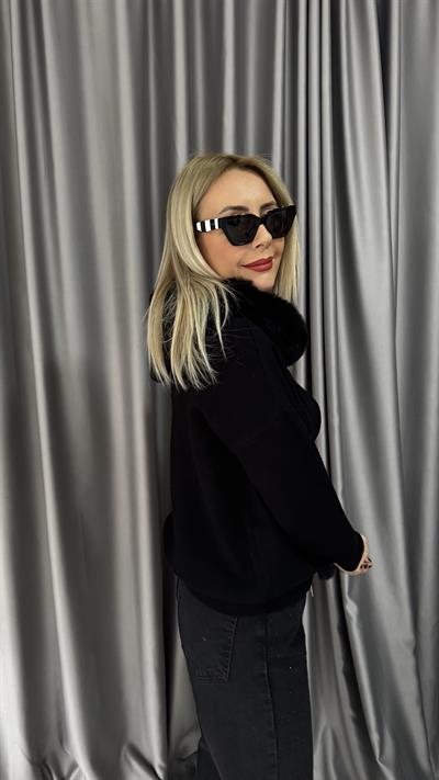 Premium Kürt Detaylı Kapişonlu Siyah Triko Hırka