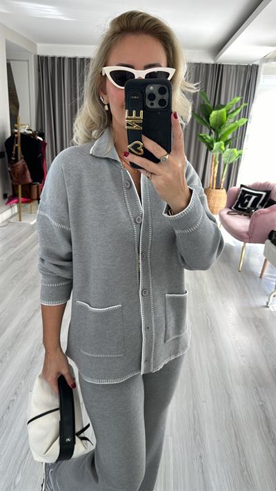 Premium Seri Beyaz Biye Detaylı Gri Triko Takım
