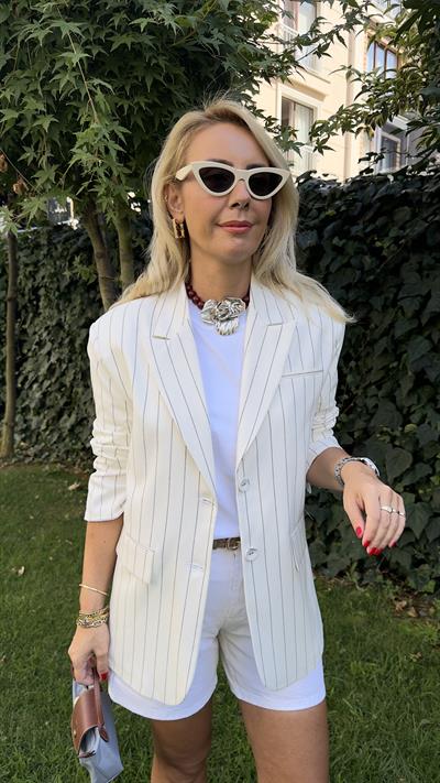 Premium Seri, Kendinden Çizgili Ekru Ceket