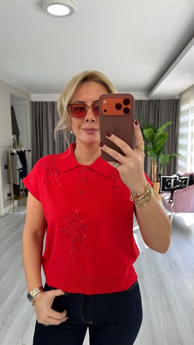 Pul Payet İşlemeli Polo Yaka Kırmızı Triko