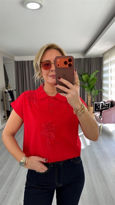 Pul Payet İşlemeli Polo Yaka Kırmızı Triko