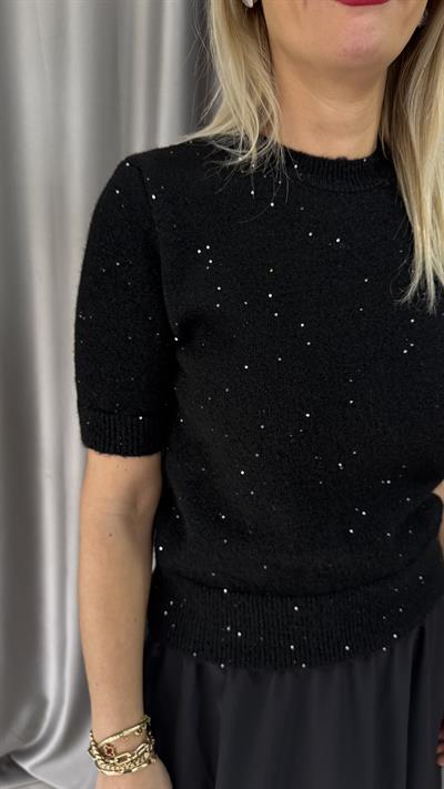 Pul Payet İşlemeli Siyah Triko