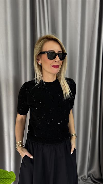 Pul Payet İşlemeli Siyah Triko
