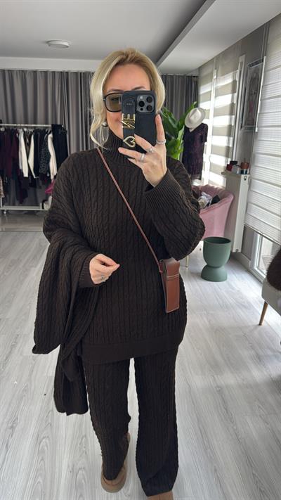 Saç Örgülü Atkılı Kahve Triko Takım