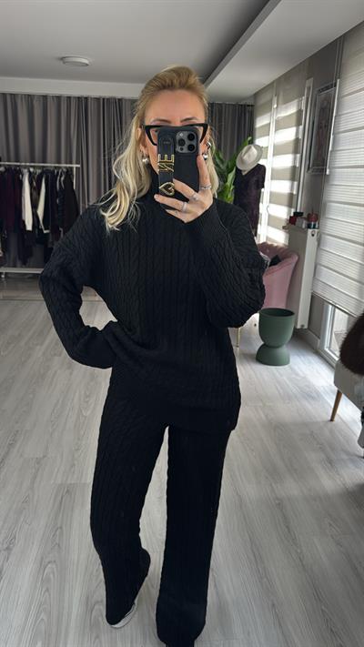 Saç Örgülü Atkılı Siyah Triko Takım