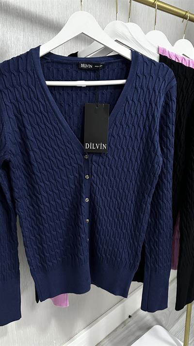 SAÇ ÖRGÜLÜ DÜĞMELİ LACİVERT V YAKA TRİKO HIRKA