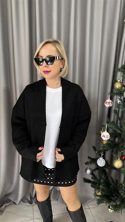 ŞAL YAKA CEP DETAY SİYAH HIRKA